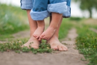 The Benefits of Children Walking Outside Without Shoes